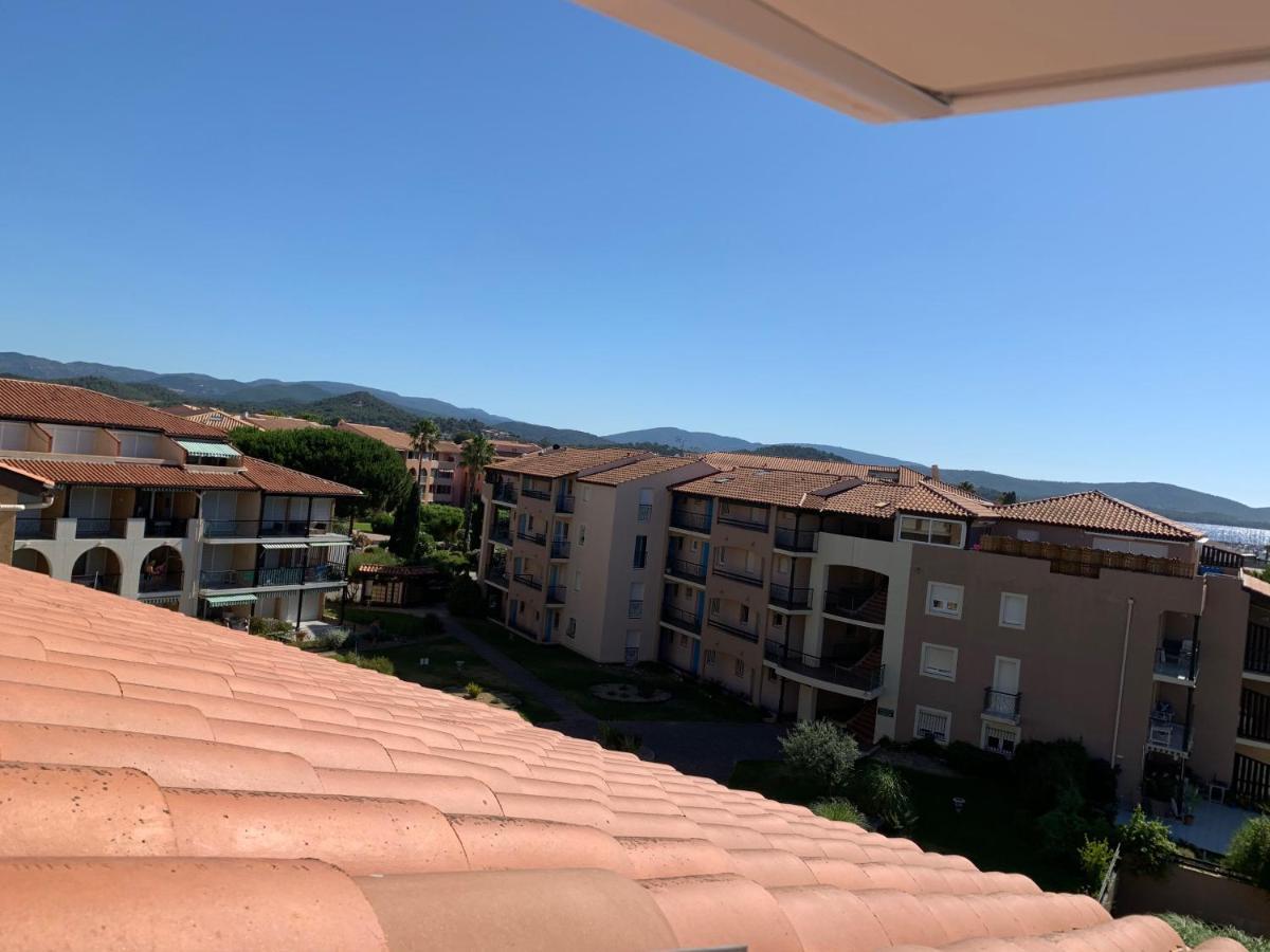 De La Couleur Aux Marquises Apartment La Londe-les-Maures Luaran gambar